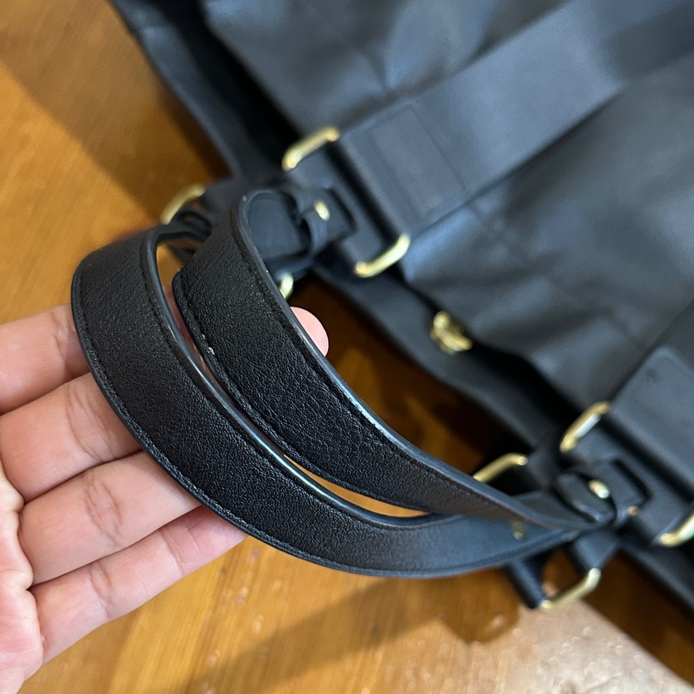 Free People Black Leather Tote with Dual Straps and Subtle Hardware - Picture 5 of 11